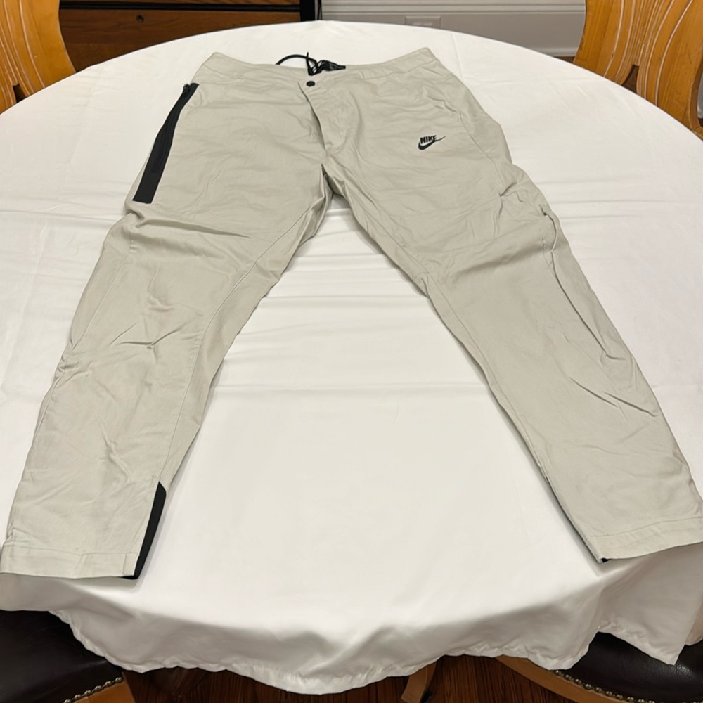 Nike tech pack pants